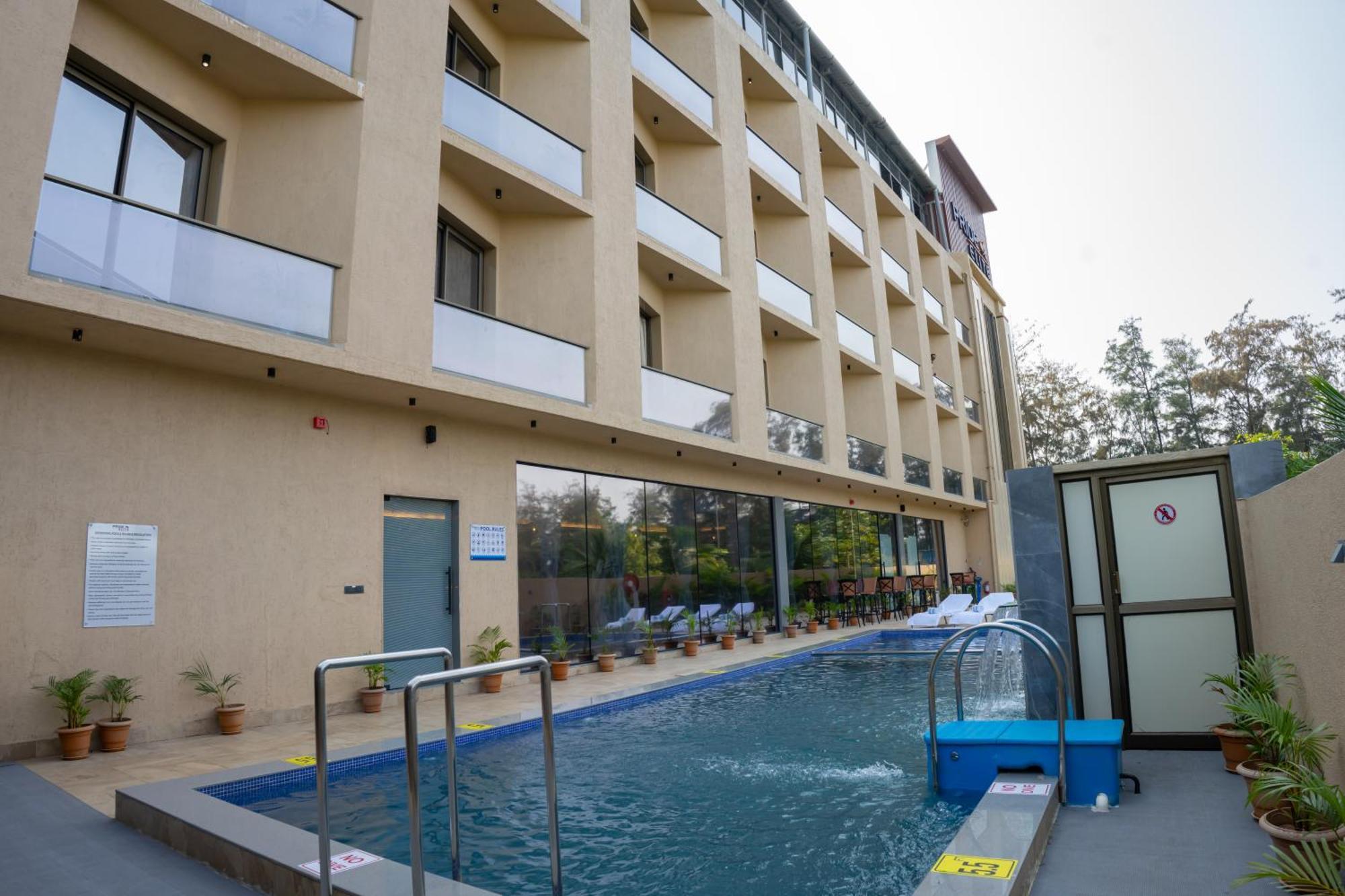 Pride Elite, Daman Hotel Exterior photo
